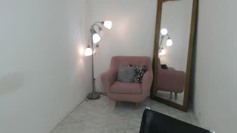 isabel online show from May 5, 2026, 1:57 am