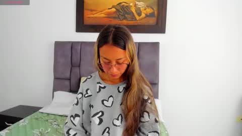 Snapshot of tatiana_valencia chatting on June 6, 2026, 2:33 pm Tati online show from June 6, 2026, 2:33 pm