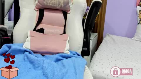 i am tatiana  online show from March 12, 2026, 12:44 pm