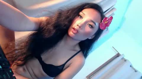 Snapshot of tatiana_wilton chatting on May 3, 2026, 2:34 pm ANDREA online show from May 3, 2026, 2:34 pm