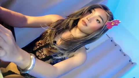Snapshot of tatiana_wilton chatting on May 23, 2026, 1:48 pm ANDREA online show from May 23, 2026, 1:48 pm