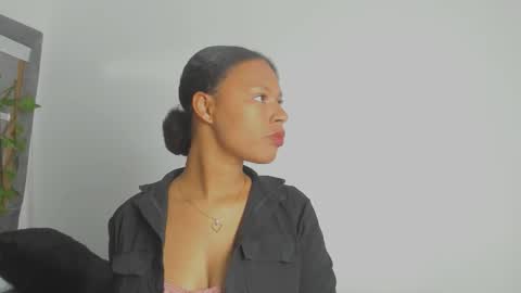 Snapshot of tatianasquirthot chatting on March 1, 2026, 7:38 pm tatianasquirthot online show from March 1, 2026, 7:38 pm