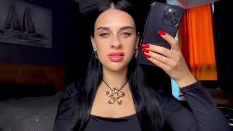 Tati online show from September 26, 2025, 11:47 am