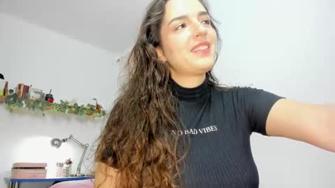 Tatianna online show from October 29, 2025, 10:39 am