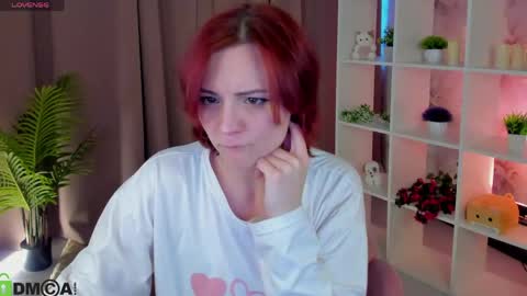 Snapshot of taticamomile chatting on May 2, 2026, 12:21 pm Tatica online show from May 2, 2026, 12:21 pm
