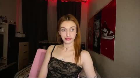 Snapshot of tatika_williams chatting on June 17, 2026, 9:05 pm tatika_williams online show from June 17, 2026, 9:05 pm