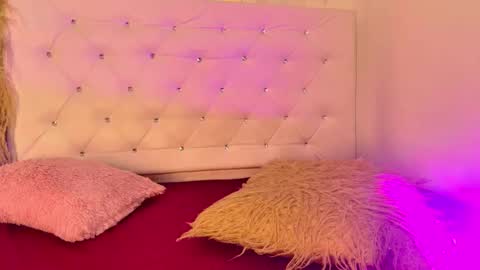 Snapshot of tatixxxvega chatting on February 23, 2026, 1:08 pm tatix online show from February 23, 2026, 1:08 pm