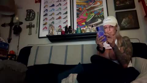 tatsandcock6699 online show from February 21, 2025, 4:59 pm