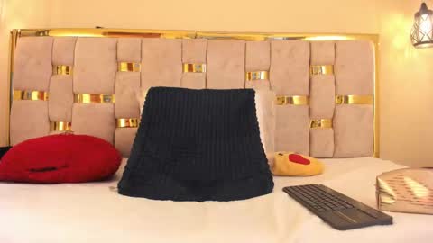 tattaa 3 online show from September 27, 2025, 9:31 pm