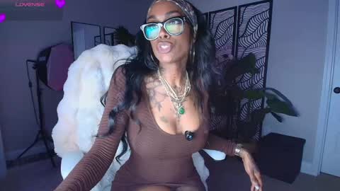 Tatted Queen online show from May 14, 2026, 3:13 am