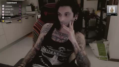 Snapshot of tattedfit chatting on December 18, 2025, 12:27 am tattedfit online show from December 18, 2025, 12:27 am