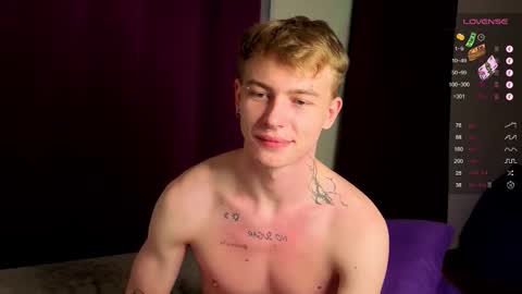 Alex but u can call me Theo online show from October 20, 2025, 4:35 am