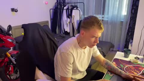 Snapshot of tattooed666cat chatting on March 20, 2026, 10:31 am Alex but u can call me Theo online show from March 20, 2026, 10:31 am