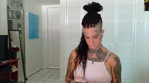 Natalia 3 online show from February 25, 2026, 1:21 pm
