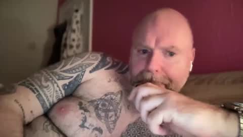 Tattooeddilf 01 online show from January 17, 2025, 10:45 pm