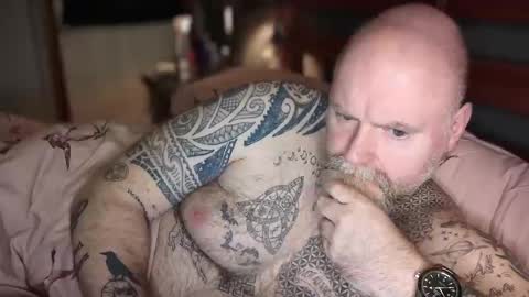 Tattooeddilf 01 online show from January 20, 2025, 1:50 am