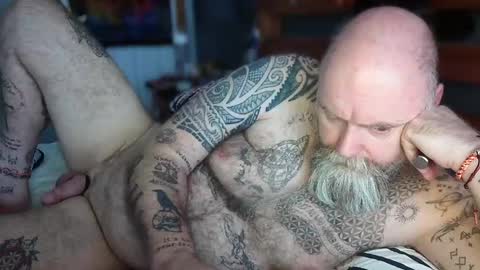 Snapshot of tattooeddilf01 chatting on October 13, 2025, 8:47 am Tattooeddilf 01 online show from October 13, 2025, 8:47 am