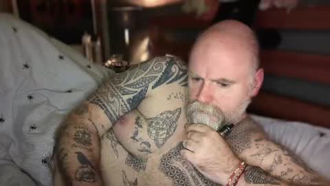 Tattooeddilf 01 online show from December 5, 2025, 1:36 am