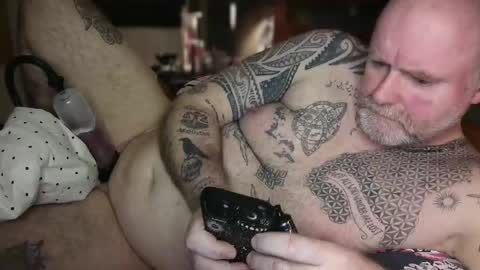Tattooeddilf 01 online show from March 27, 2026, 12:16 am
