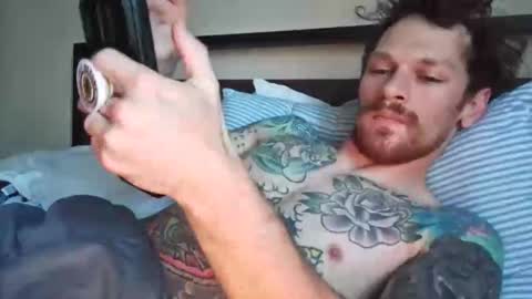 Snapshot of tattsnbones chatting on October 21, 2025, 2:07 pm tattsnbones online show from October 21, 2025, 2:07 pm