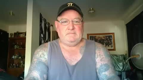 tattzsexy online show from February 15, 2026, 11:01 pm