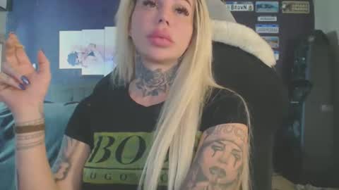 tatuada_safada online show from February 25, 2026, 8:24 am