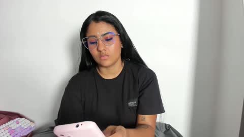 Snapshot of taty_gomez_ chatting on April 29, 2026, 4:05 am Tatiana Gomez online show from April 29, 2026, 4:05 am