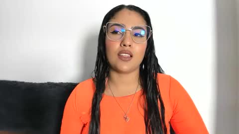 Snapshot of taty_gomez_ chatting on May 18, 2026, 8:31 am Tatiana Gomez online show from May 18, 2026, 8:31 am