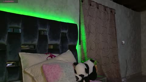 taurito___ online show from October 8, 2025, 5:16 am