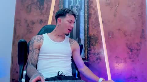 Snapshot of tauro_princs chatting on November 9, 2025, 10:30 pm tauro_princs online show from November 9, 2025, 10:30 pm