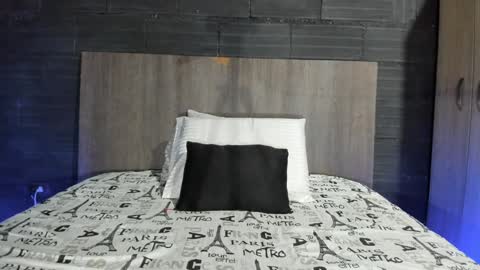  T A U R U S  online show from February 8, 2025, 11:55 pm