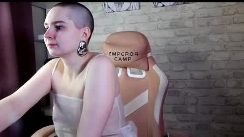 Taya online show from February 3, 2026, 3:39 pm