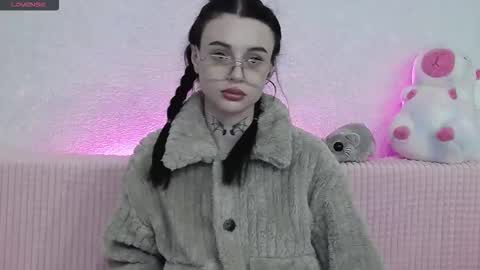 Taya online show from February 5, 2026, 8:02 pm