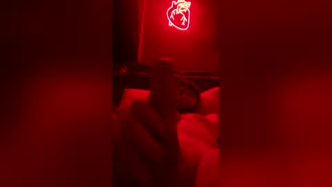 Snapshot of taylor1424 chatting on February 23, 2026, 10:34 am taylor1424 online show from February 23, 2026, 10:34 am