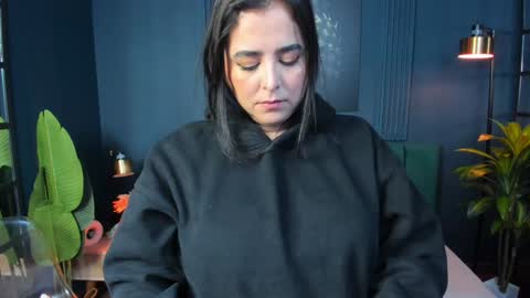 Taylor Bennet online show from January 14, 2025, 12:03 pm
