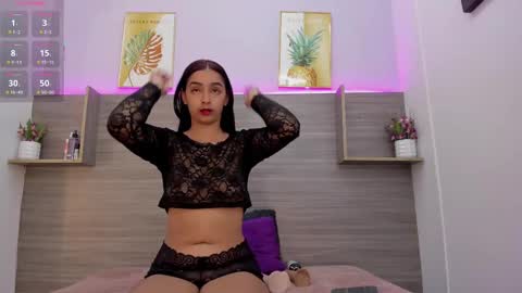 taylor_colores online show from September 14, 2025, 12:26 pm