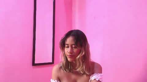 Snapshot of taylor_lii0 chatting on April 13, 2026, 9:42 pm taylor lii0425 online show from April 13, 2026, 9:42 pm