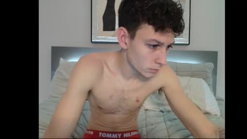 taylorcamz online show from September 21, 2025, 8:32 pm