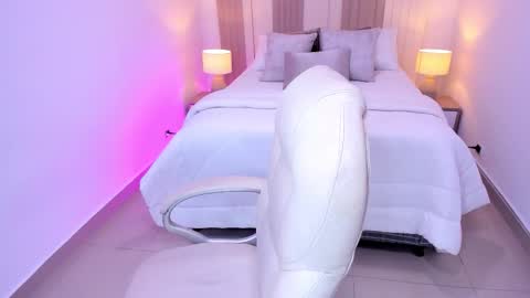 Snapshot of taylorr_hills chatting on October 14, 2025, 7:47 pm Taylor online show from October 14, 2025, 7:47 pm