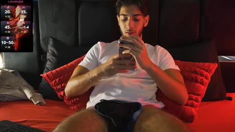 taylorsmiths_ online show from February 1, 2026, 4:00 am