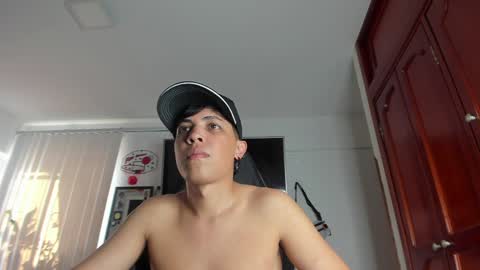 taylorsorf online show from December 14, 2024, 8:08 pm