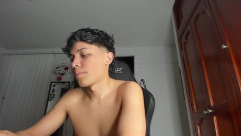 taylorsorf online show from January 15, 2025, 11:51 pm