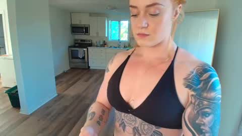 Taylor Tait online show from September 28, 2025, 9:09 pm