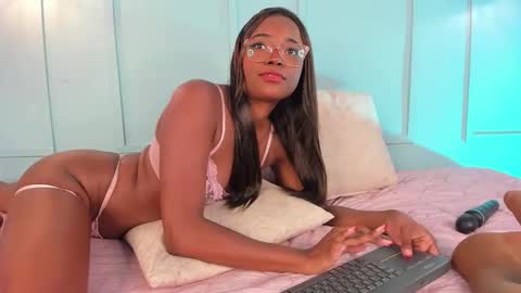 Snapshot of taylorviidal chatting on February 20, 2026, 12:38 pm taylor online show from February 20, 2026, 12:38 pm