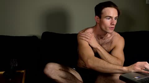 Tayls online show from January 3, 2025, 7:07 pm