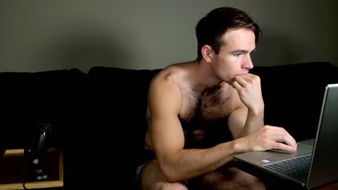 Tayls online show from January 10, 2025, 4:30 pm