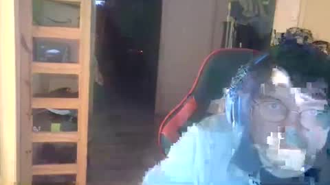 tchecky2 online show from November 27, 2025, 5:42 am