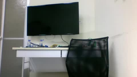 Snapshot of tcute0 chatting on October 3, 2025, 8:17 pm tcute0 online show from October 3, 2025, 8:17 pm