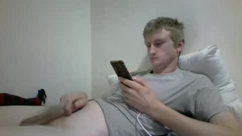 Snapshot of tcute0 chatting on March 9, 2026, 7:34 am tcute0 online show from March 9, 2026, 7:34 am