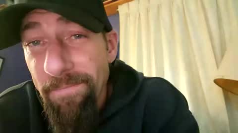 Snapshot of tdave486 chatting on May 17, 2026, 12:45 pm tdave486 online show from May 17, 2026, 12:45 pm